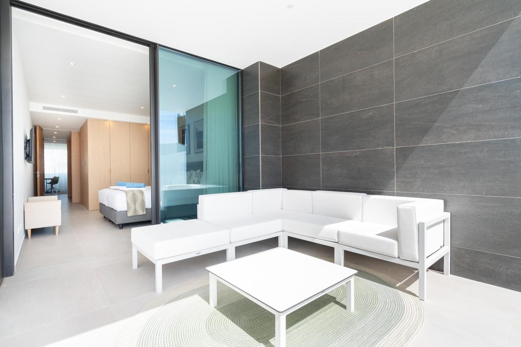 Luxury Poolside Apartment Lagos