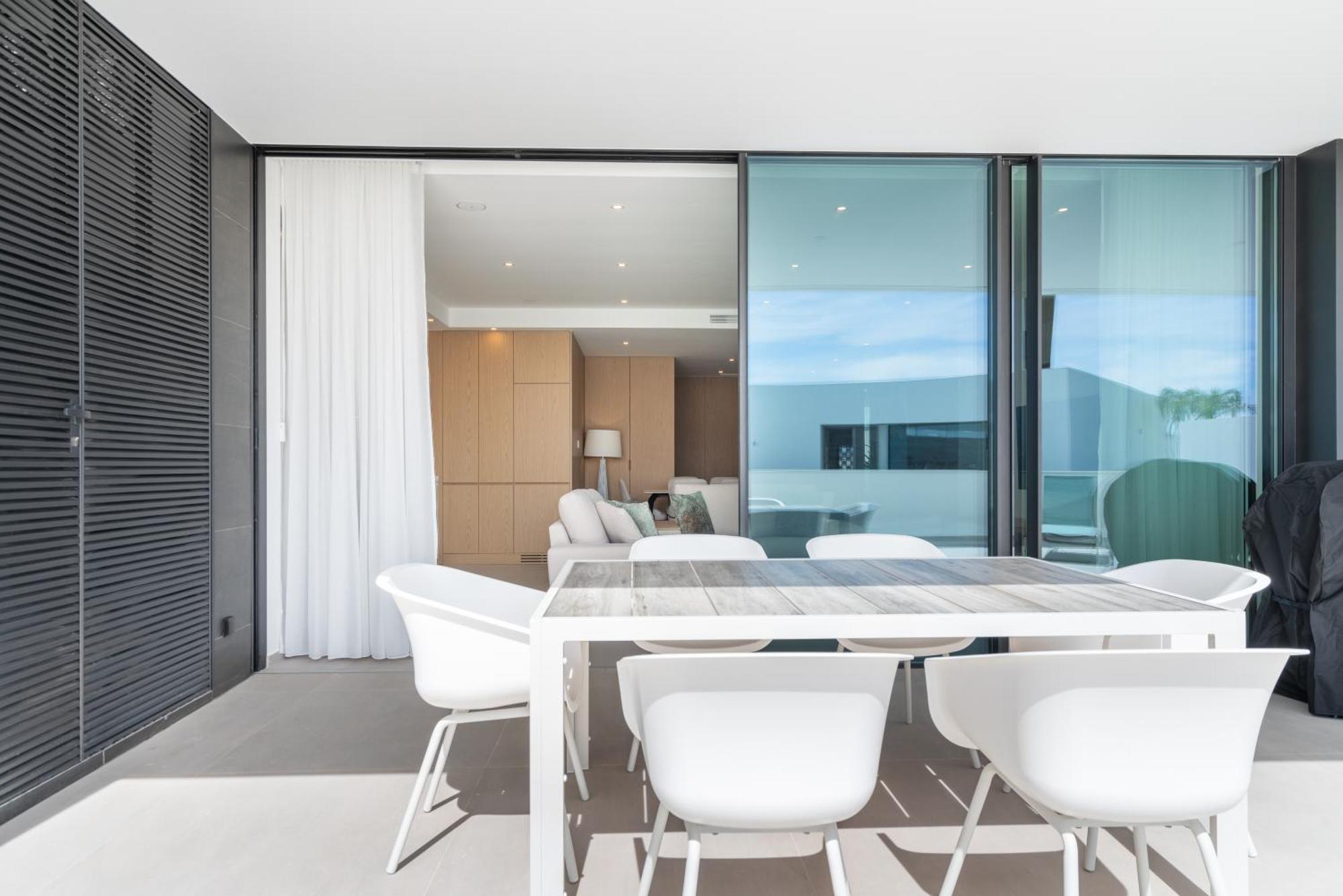 Luxury Poolside Apartment Lagos